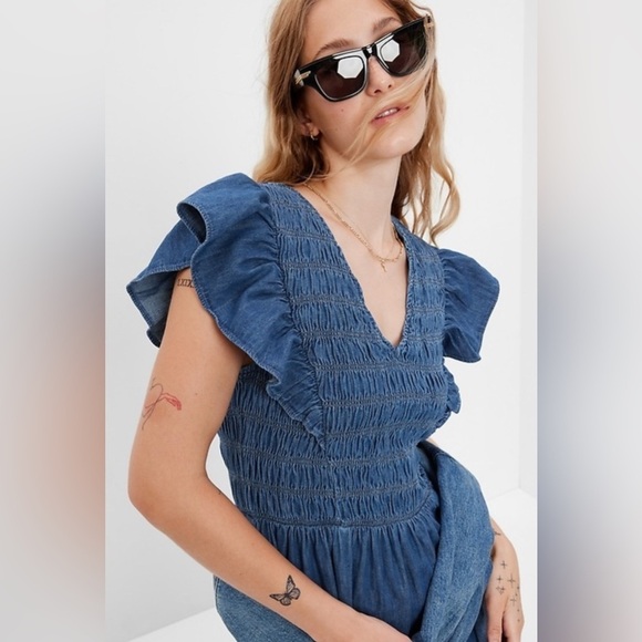 Gap Organic Cotton Denim Ruffled flutter Smocked Midi Tiered Dress Size Small - Picture 4 of 10